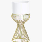 Auctor gravida enim pellentesque quam ut risus