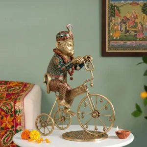 cycling-monkey-sculpture