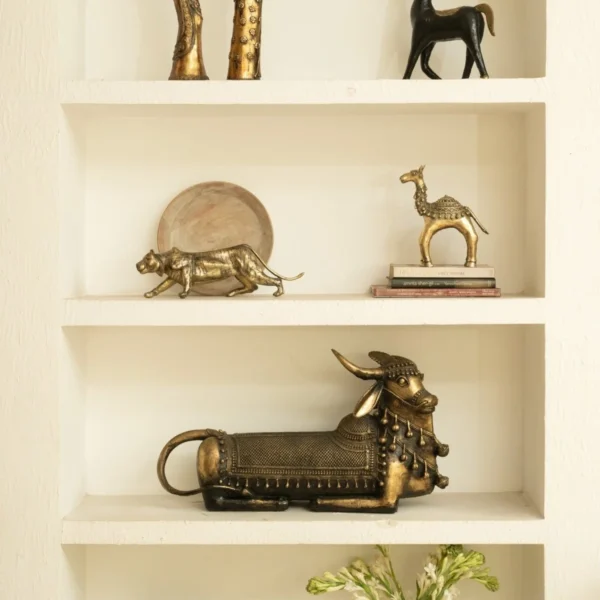 fierce-jaguar-showpiece