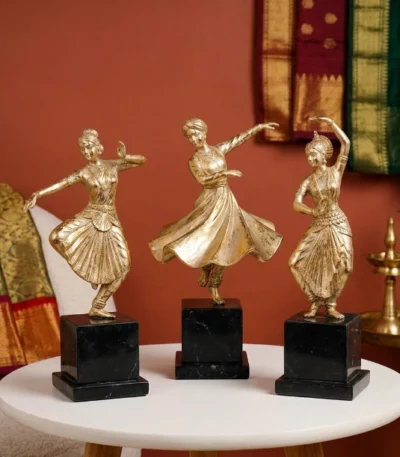 golden-ballet-figure-decorative-sculpture