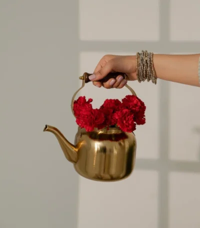 matte-gold-tea-kettle