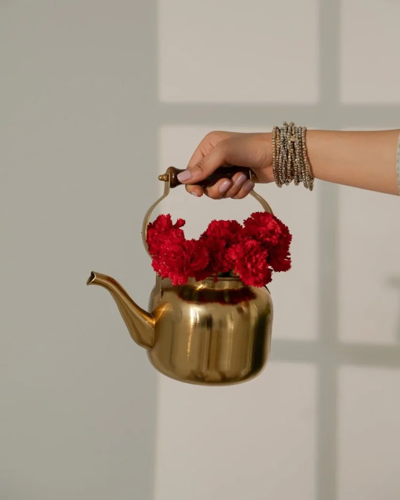 matte-gold-tea-kettle