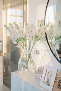 white-tuberose-flower-stem-with-gentle-natural-beauty