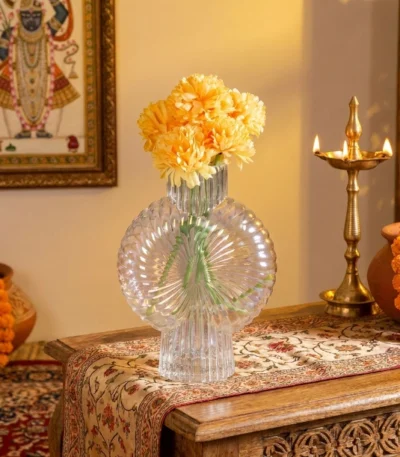 yellow-chrysanthemum-floral-decor