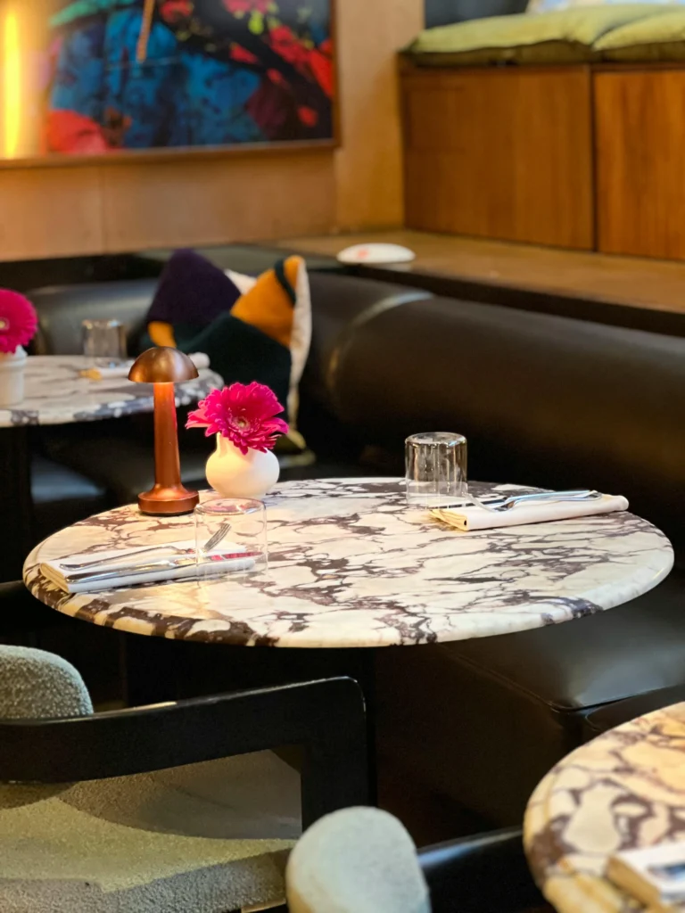 bloom-premium-marble-dining-table