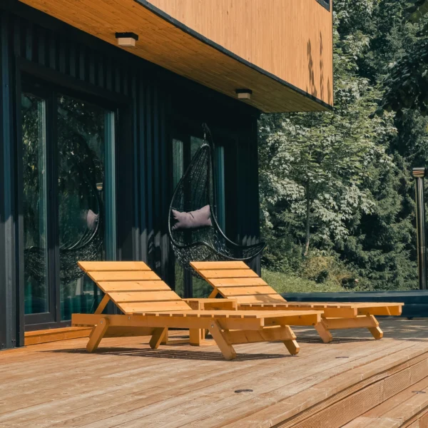 capra-beige-outdoor-deck-chair