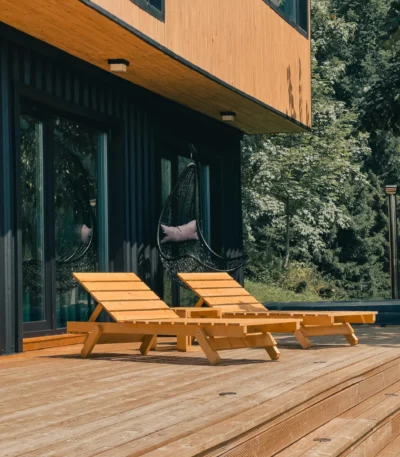 capra-beige-outdoor-deck-chair