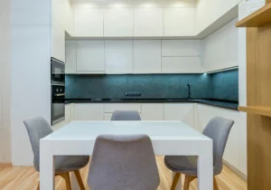luna-white-extendable-dining-tables