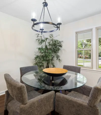oxford-luxury-round-dining-table