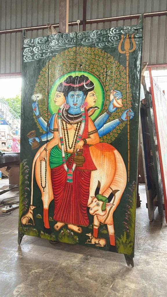 dattatreya-green-door-side