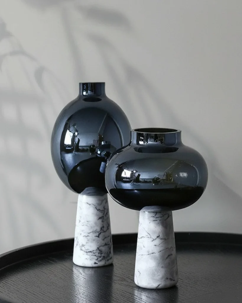 nk-dark glass. An organic silhouette