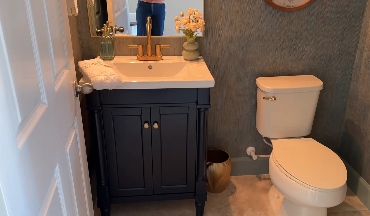 15 Stylish Powder Room Ideas for A Guest Bath